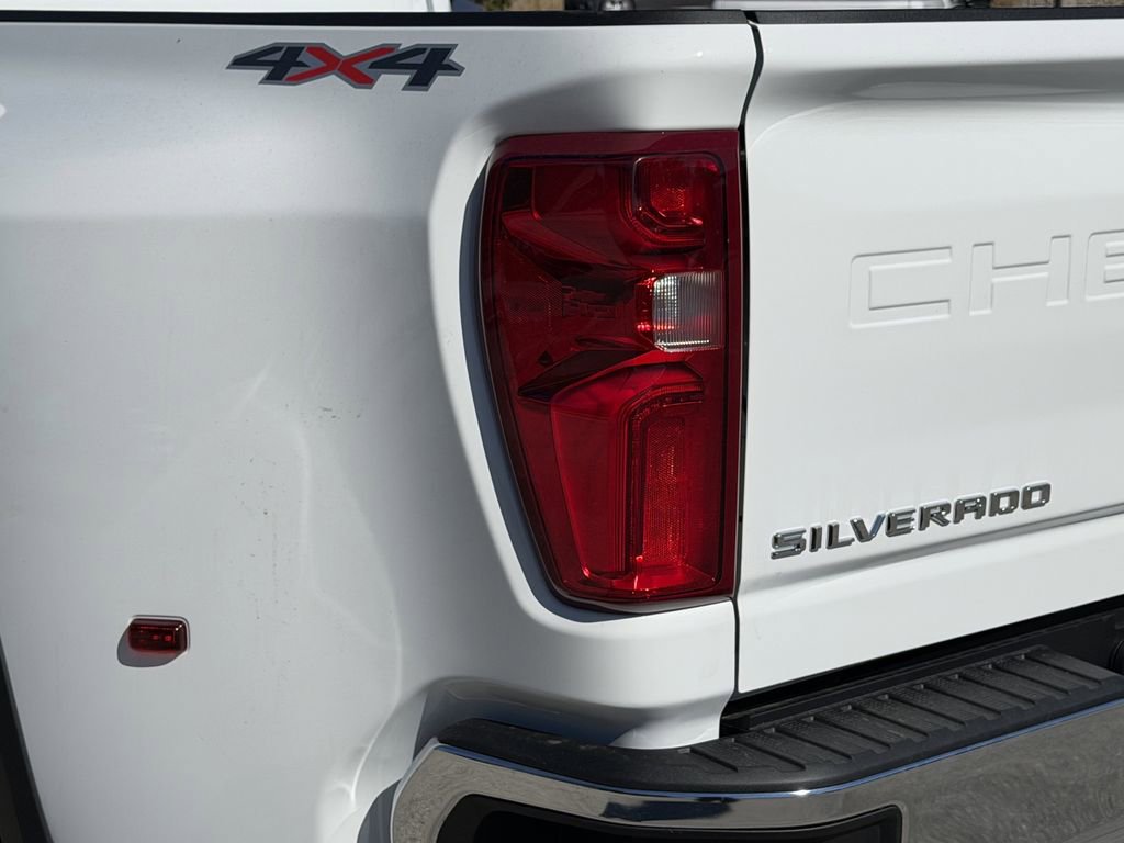 2026 Chevrolet Silverado 3500 HD LT - Photo 8