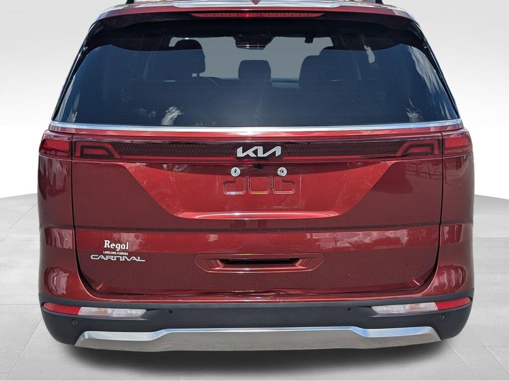 Used 2024 Kia Carnival SX