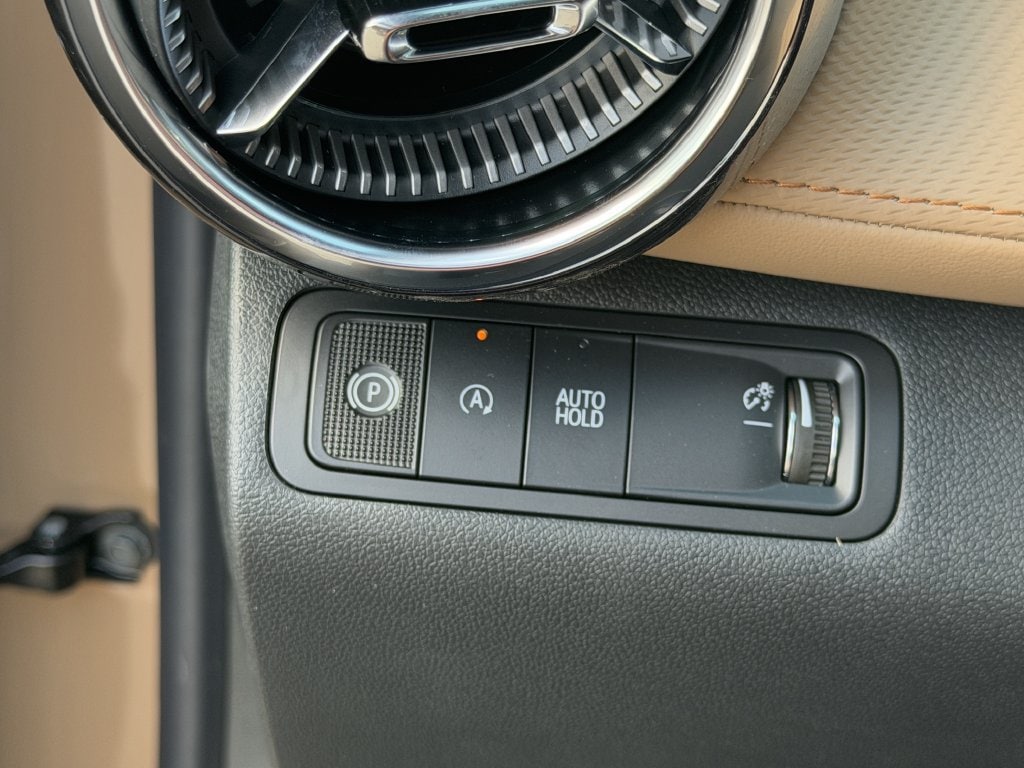 2027 Chevrolet Equinox ACTIV - Photo 24