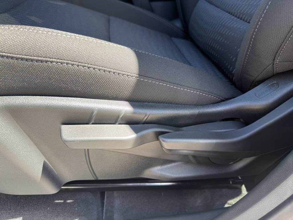 2027 Chevrolet Equinox LT - Photo 18