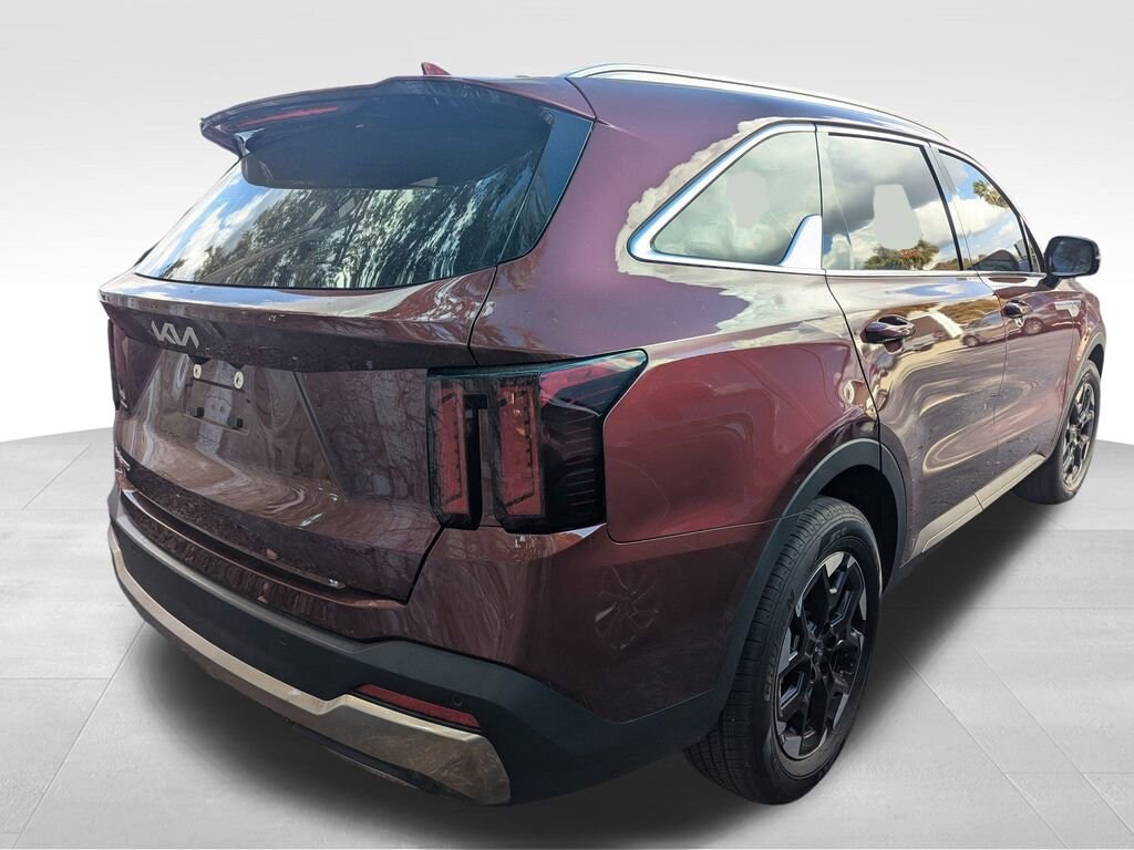 Used 2025 Kia Sorento S