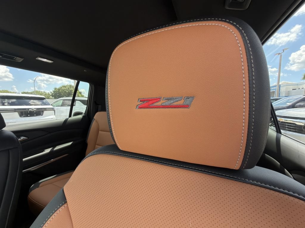 2027 Chevrolet Traverse Z71 - Photo 23