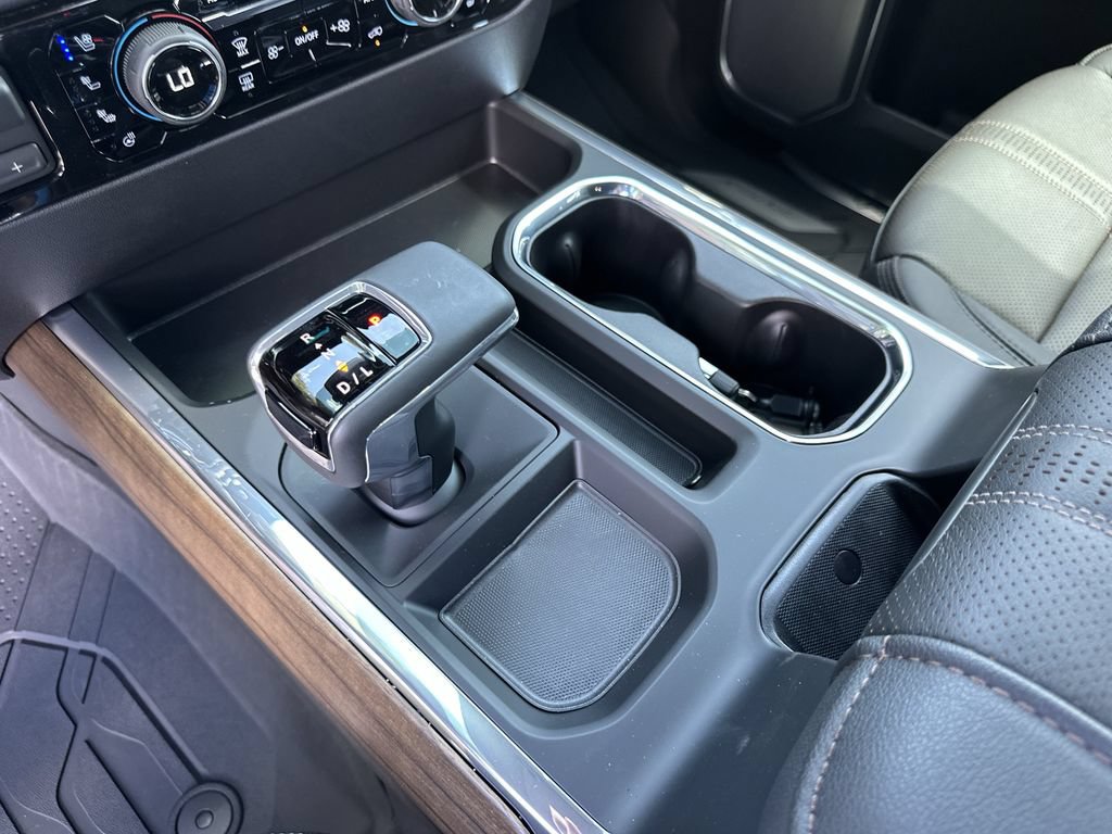 2026 Chevrolet Silverado 1500 High Country - Photo 26