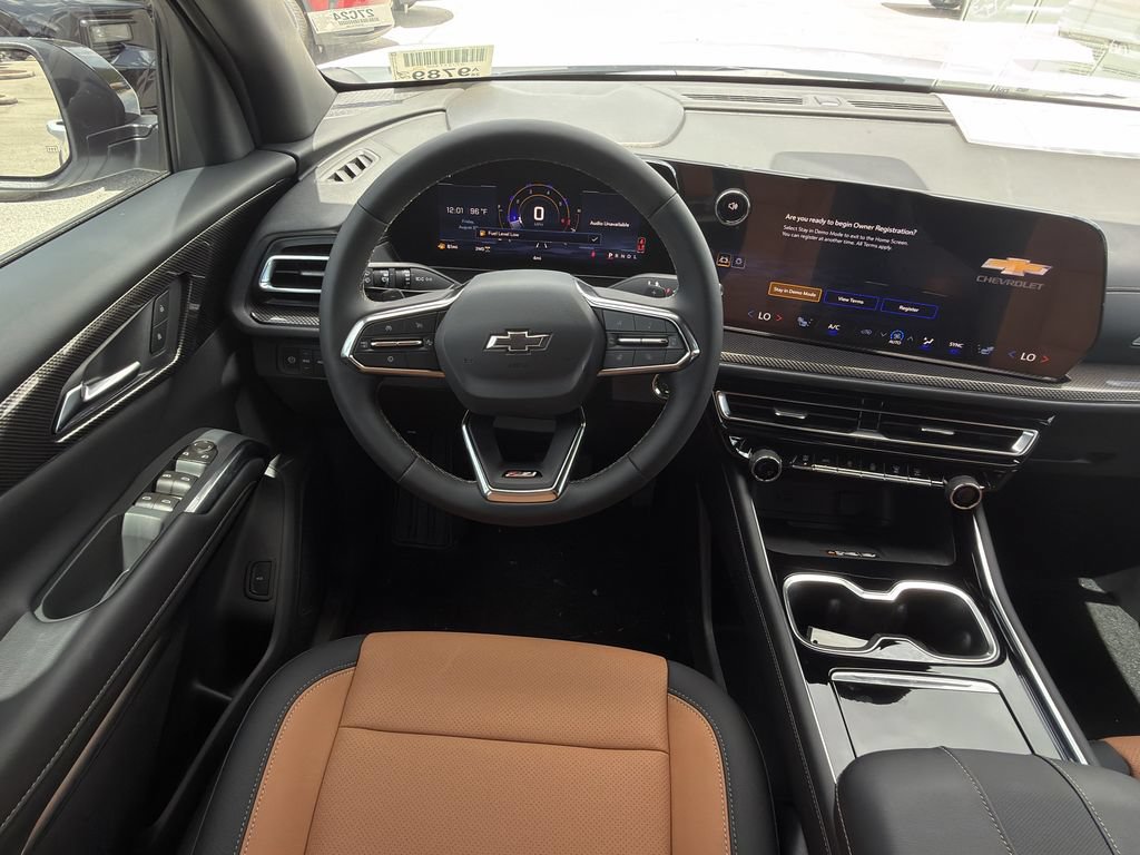 2027 Chevrolet Traverse Z71 - Photo 14