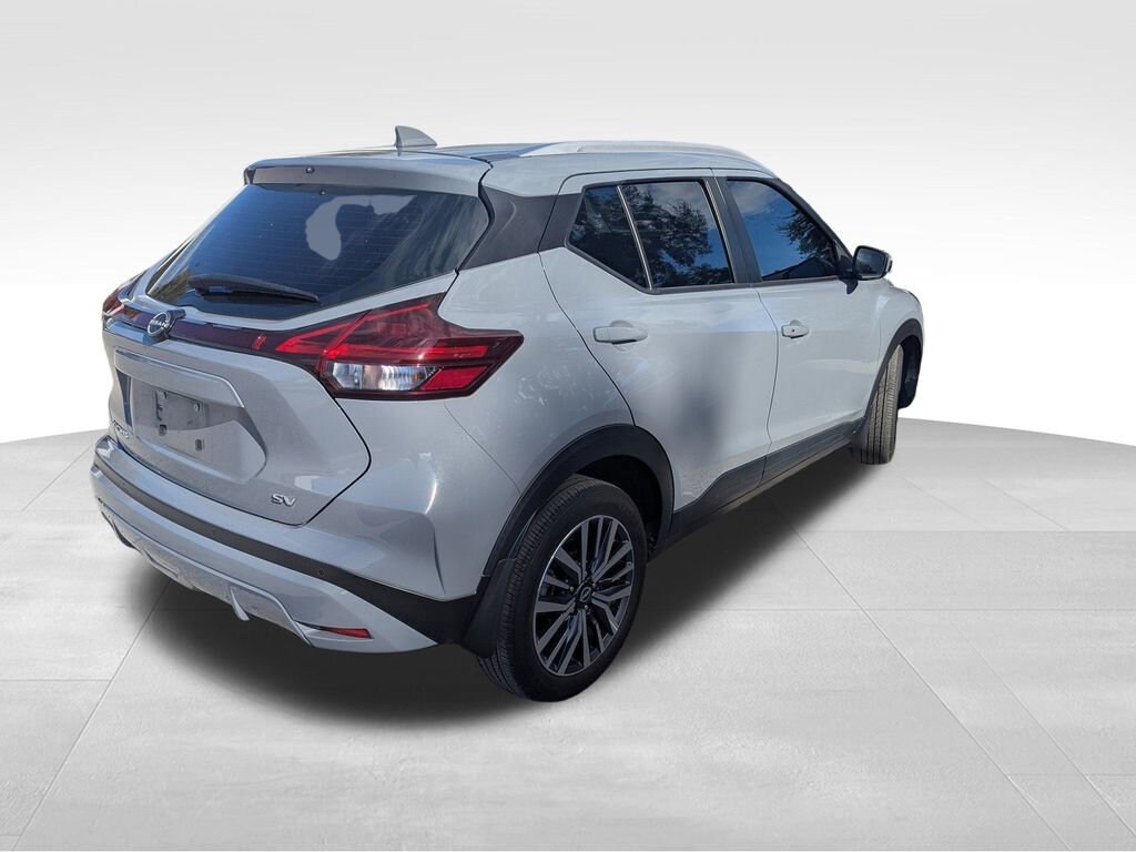 Used 2023 Nissan Kicks SV