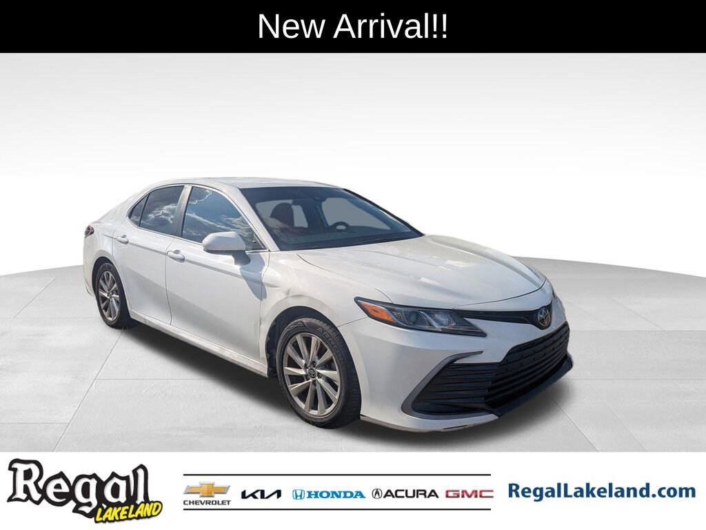 Used 2022 Toyota Camry LE