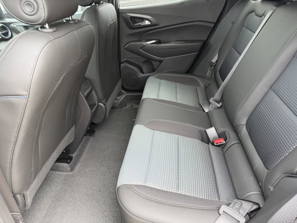 2026 Chevrolet Trax LT - Photo 17