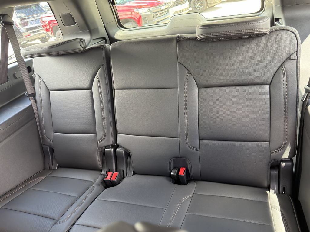 2026 Chevrolet Suburban High Country - Photo 21