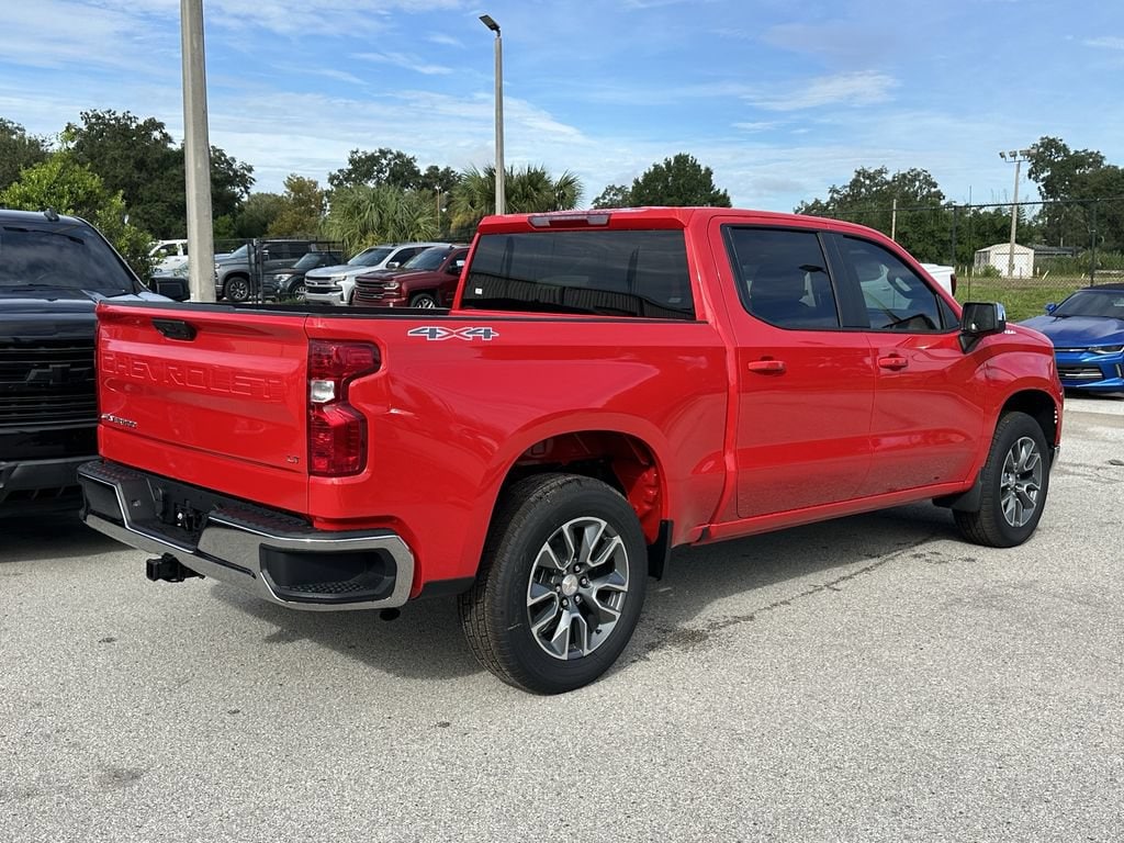 2026 Chevrolet Silverado 1500 LT - Photo 5