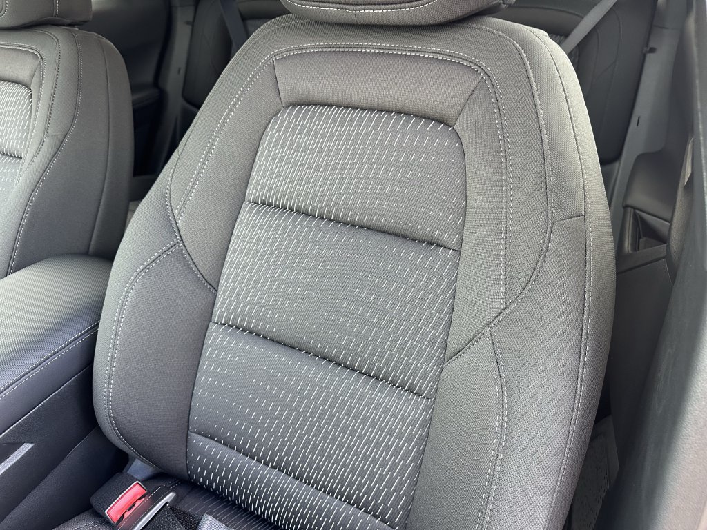 2027 Chevrolet Equinox LT - Photo 21