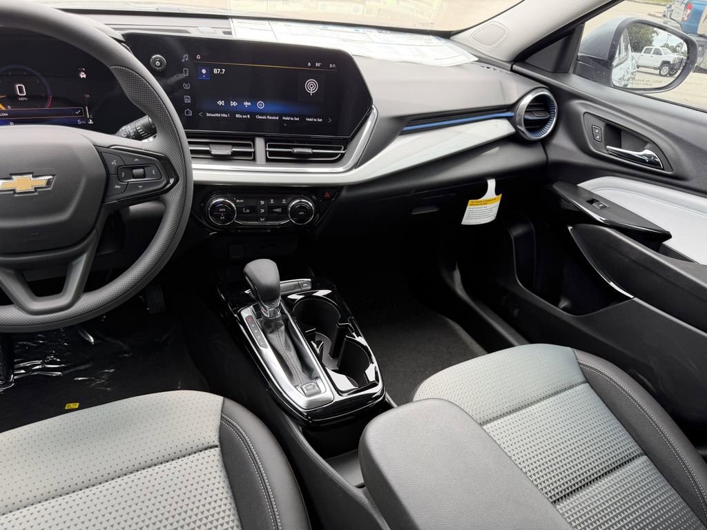 2026 Chevrolet Trax LT - Photo 16
