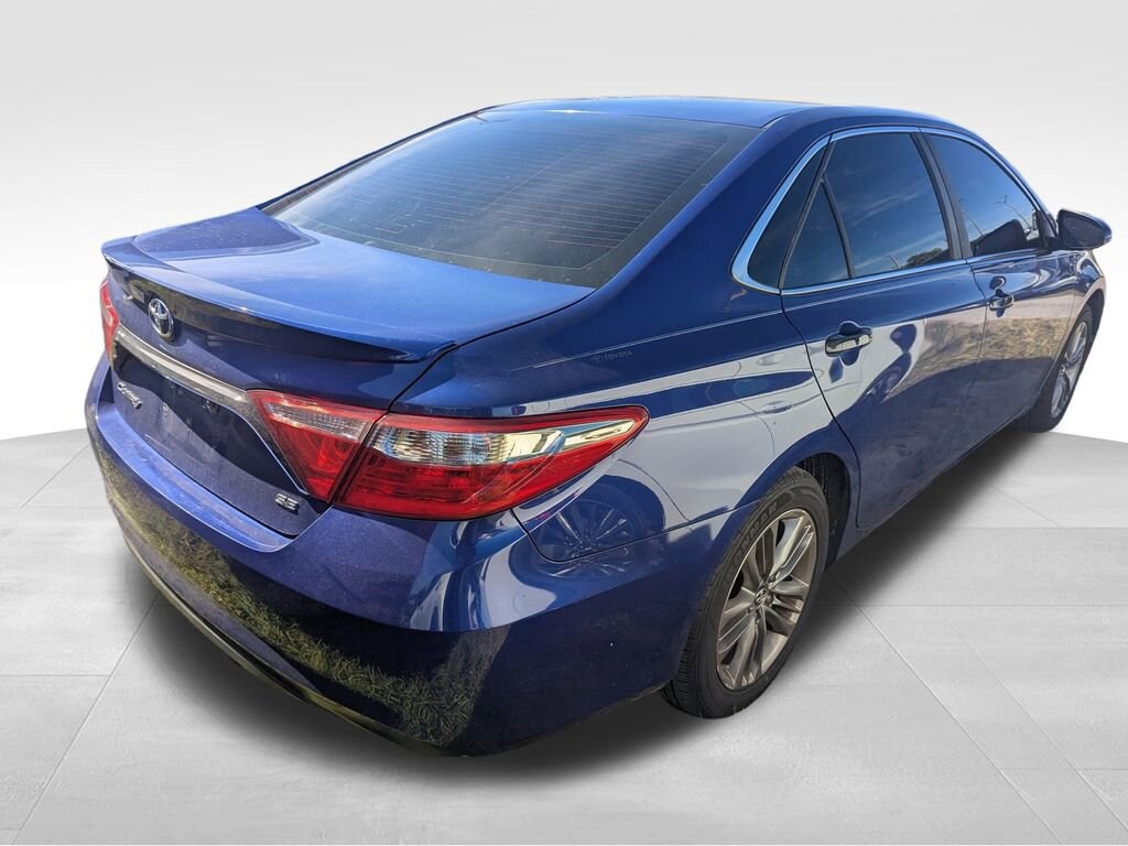 Used 2016 Toyota Camry XLE