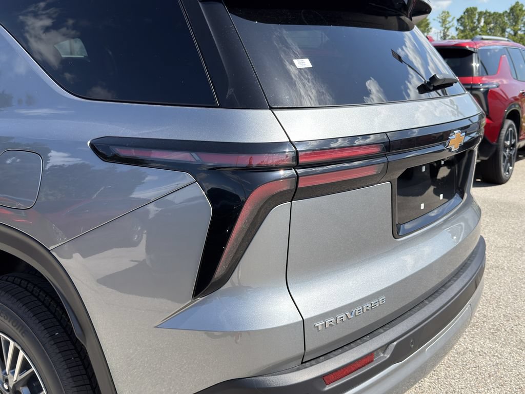 2026 Chevrolet Traverse LT - Photo 9