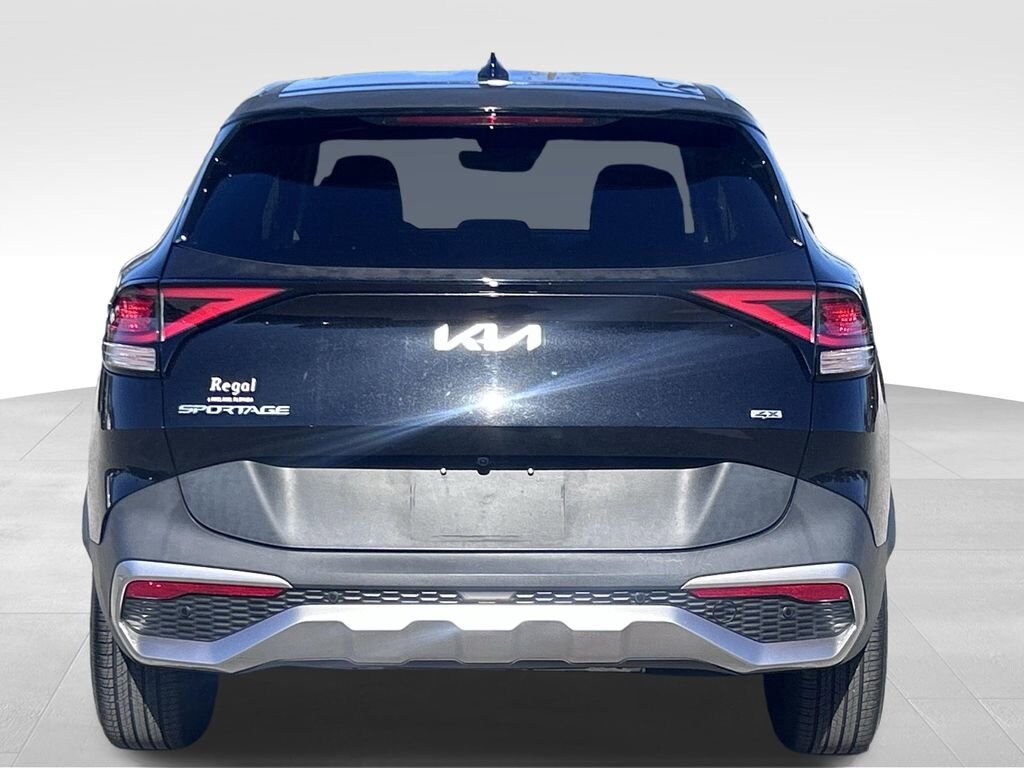 Used 2023 Kia Sportage LX