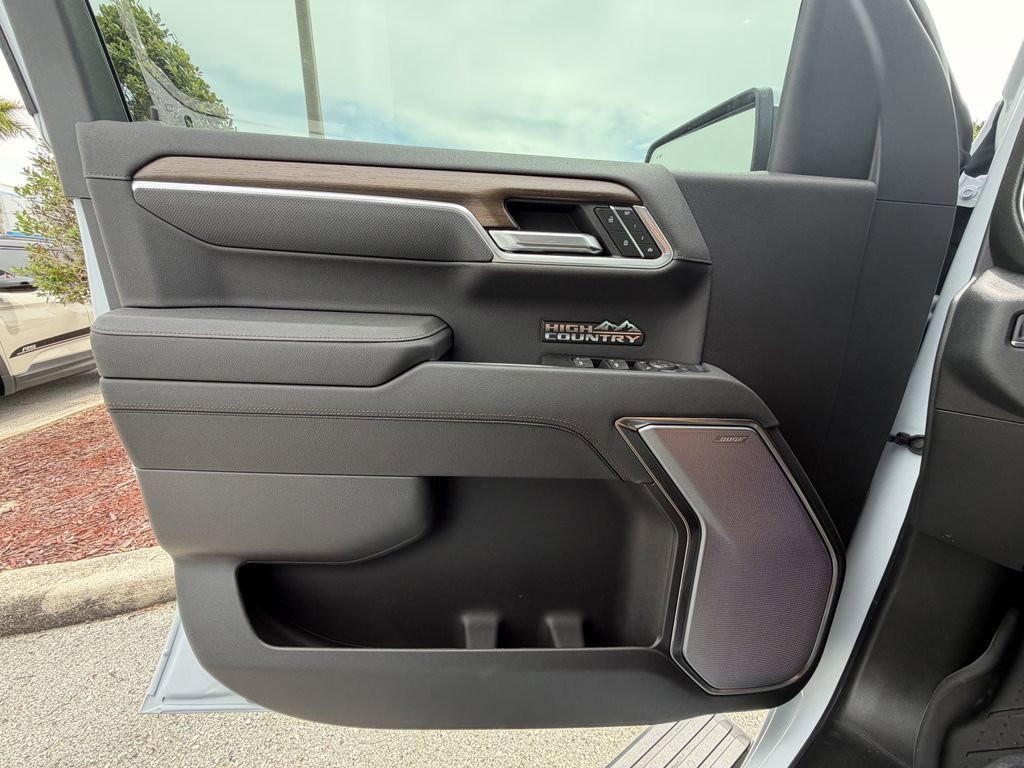 2026 Chevrolet Silverado 1500 High Country - Photo 20
