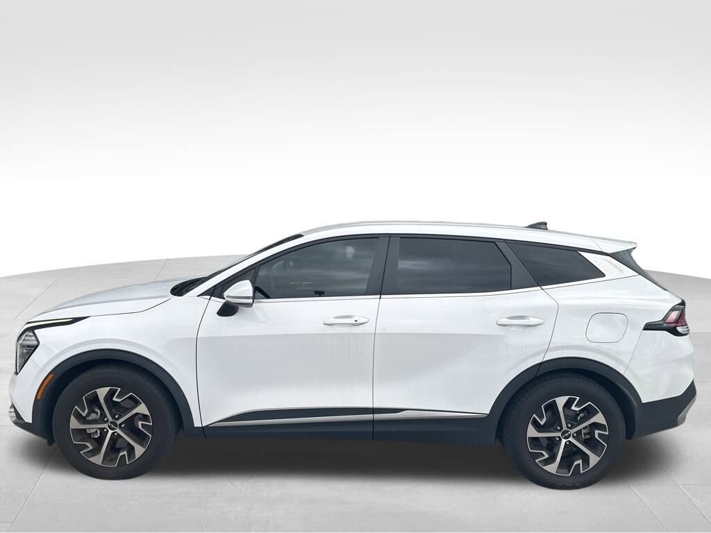 Used 2024 Kia Sportage EX