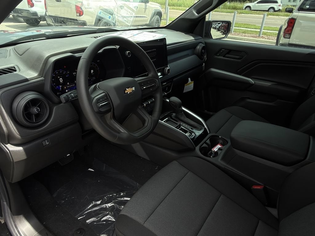 2026 Chevrolet Colorado Work Truck - Photo 18