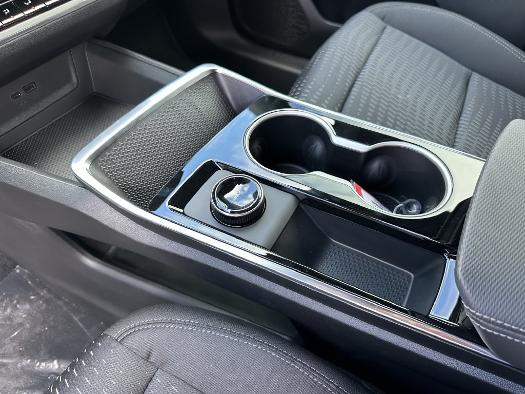 2027 Chevrolet Equinox LT - Photo 25