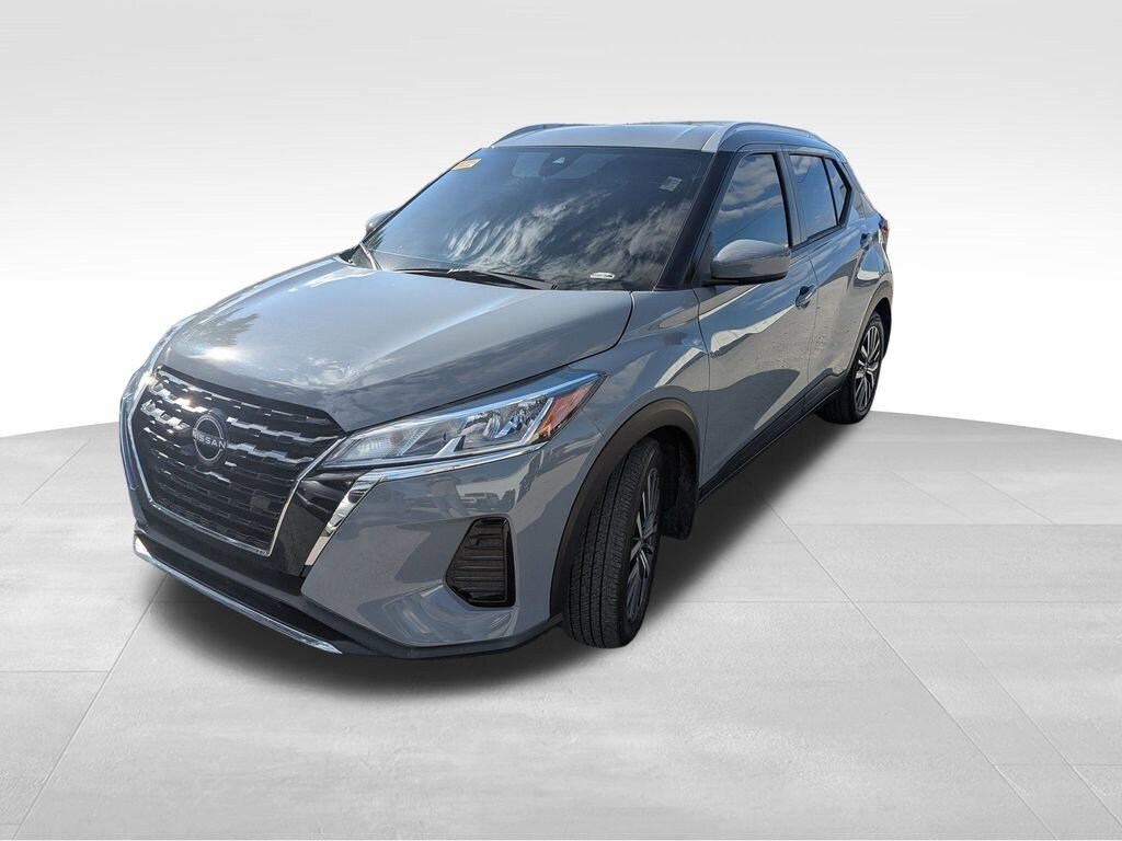 Used 2023 Nissan Kicks SV