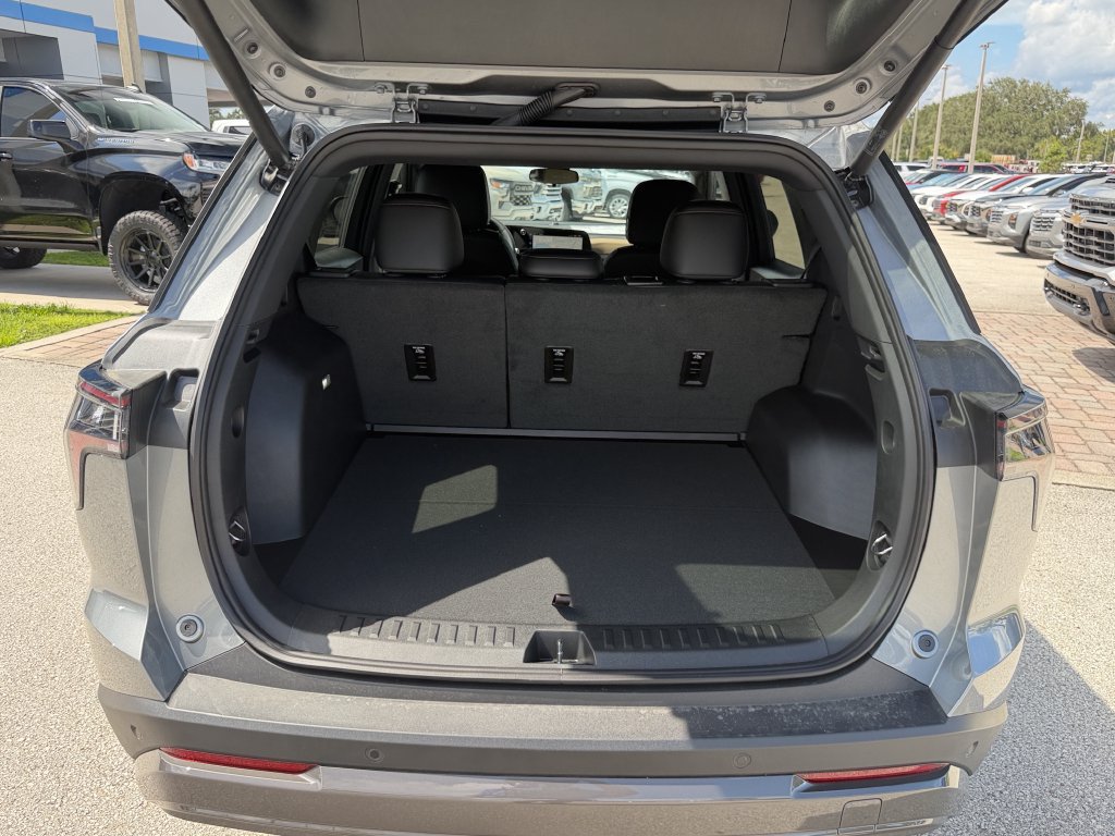 2027 Chevrolet Equinox ACTIV - Photo 11