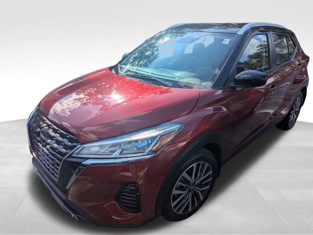 Used 2024 Nissan Kicks SV