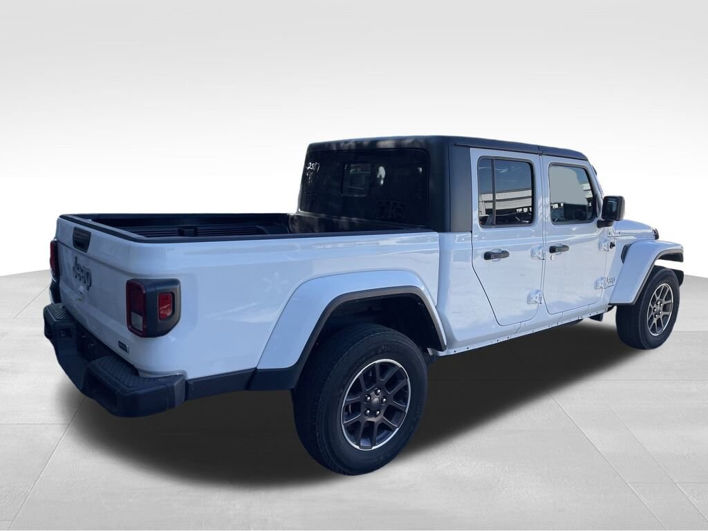 Used 2023 Jeep Gladiator Overland
