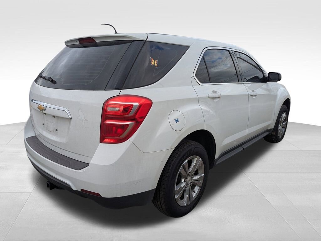 Used 2017 Chevrolet Equinox LS SUV