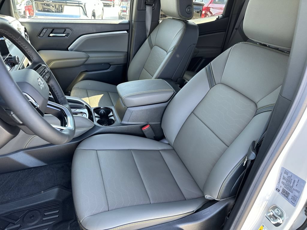 2026 Chevrolet Colorado ZR2 - Photo 15
