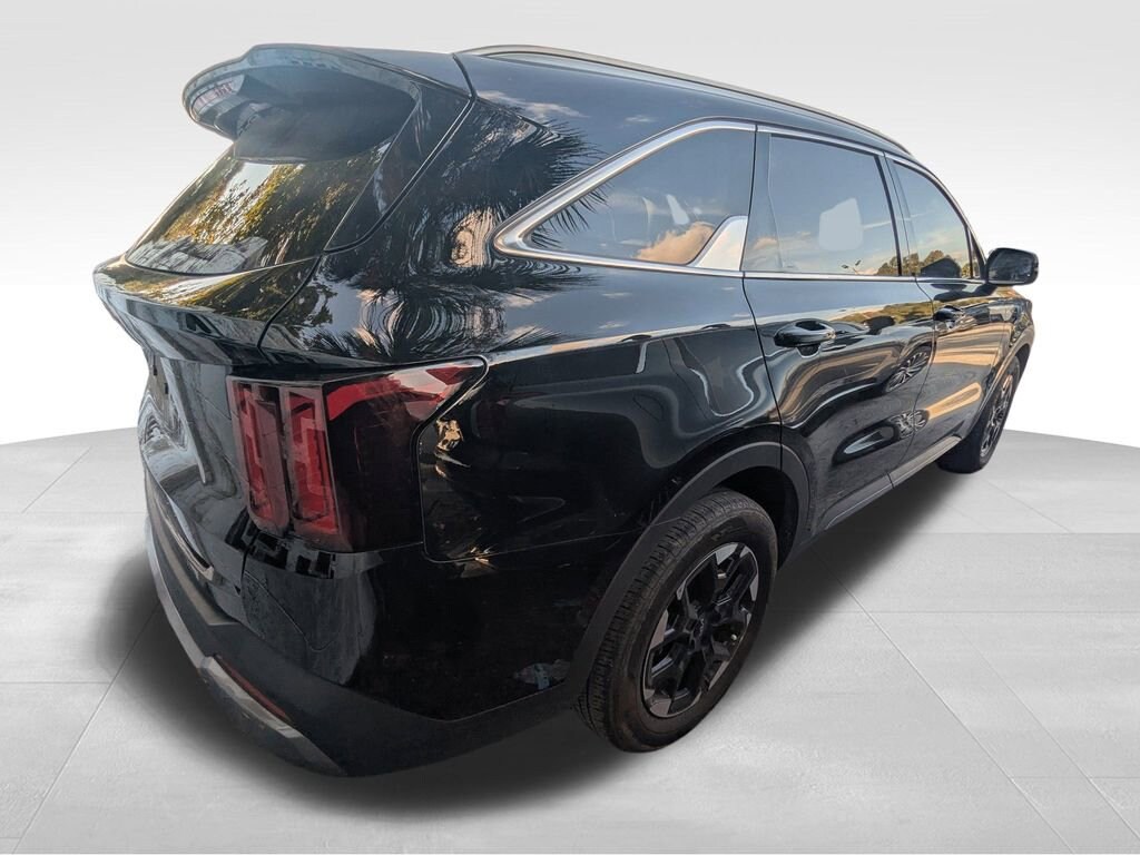 Used 2024 Kia Sorento S