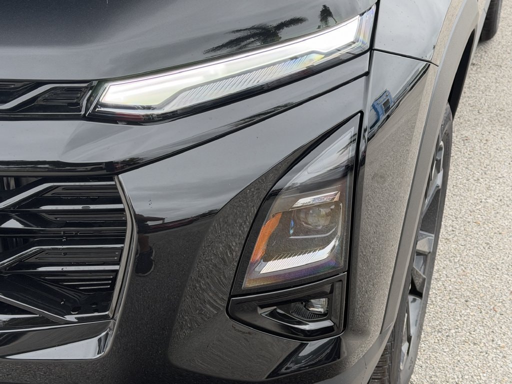2027 Chevrolet Equinox RS - Photo 8