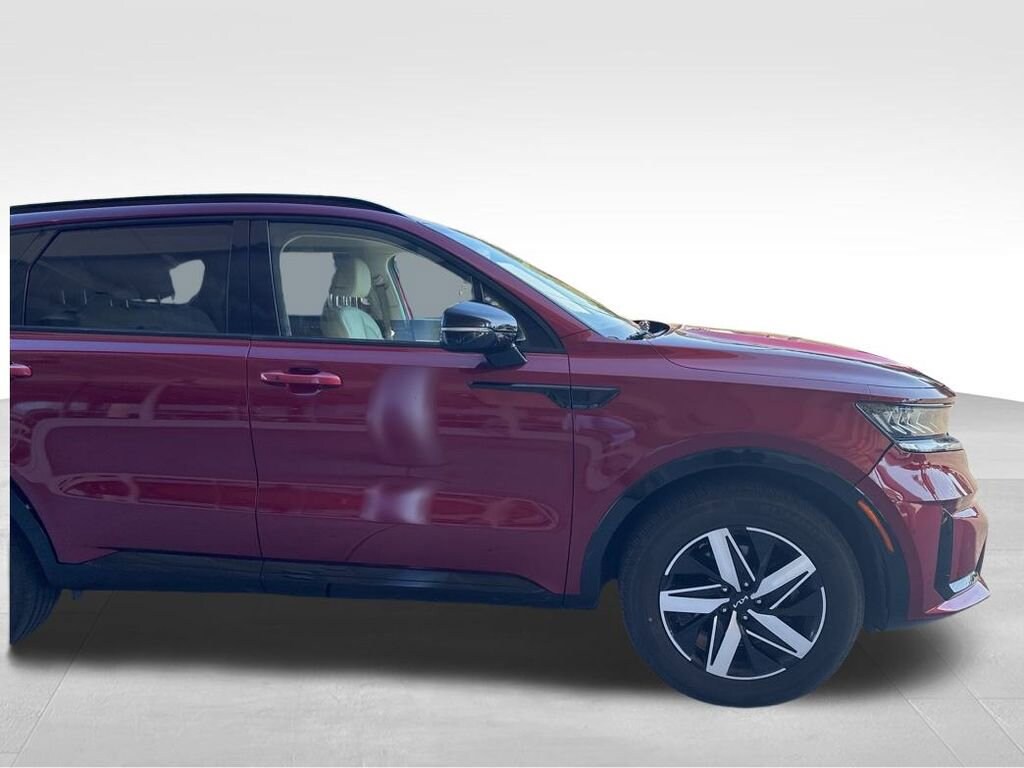 Used 2023 Kia Sorento S