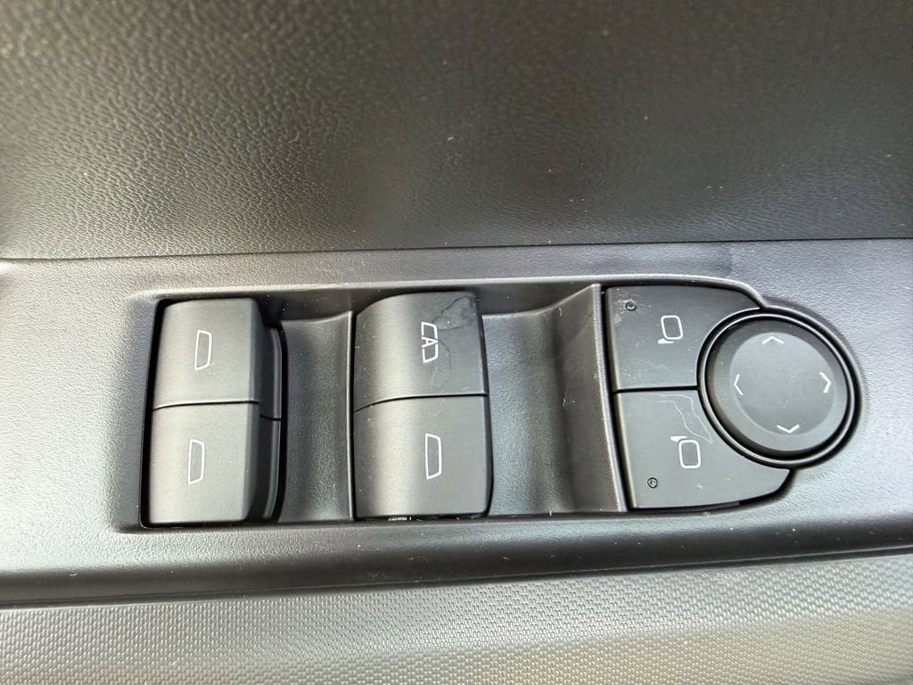 2026 Chevrolet Colorado LT - Photo 17