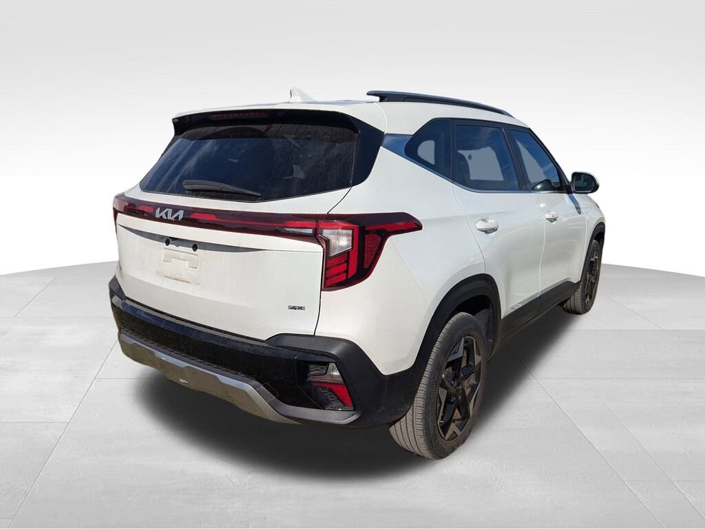 Used 2024 Kia Seltos EX