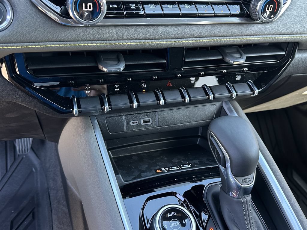 2026 Chevrolet Colorado ZR2 - Photo 20