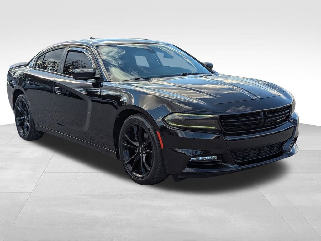 Used 2018 Dodge Charger SXT Plus