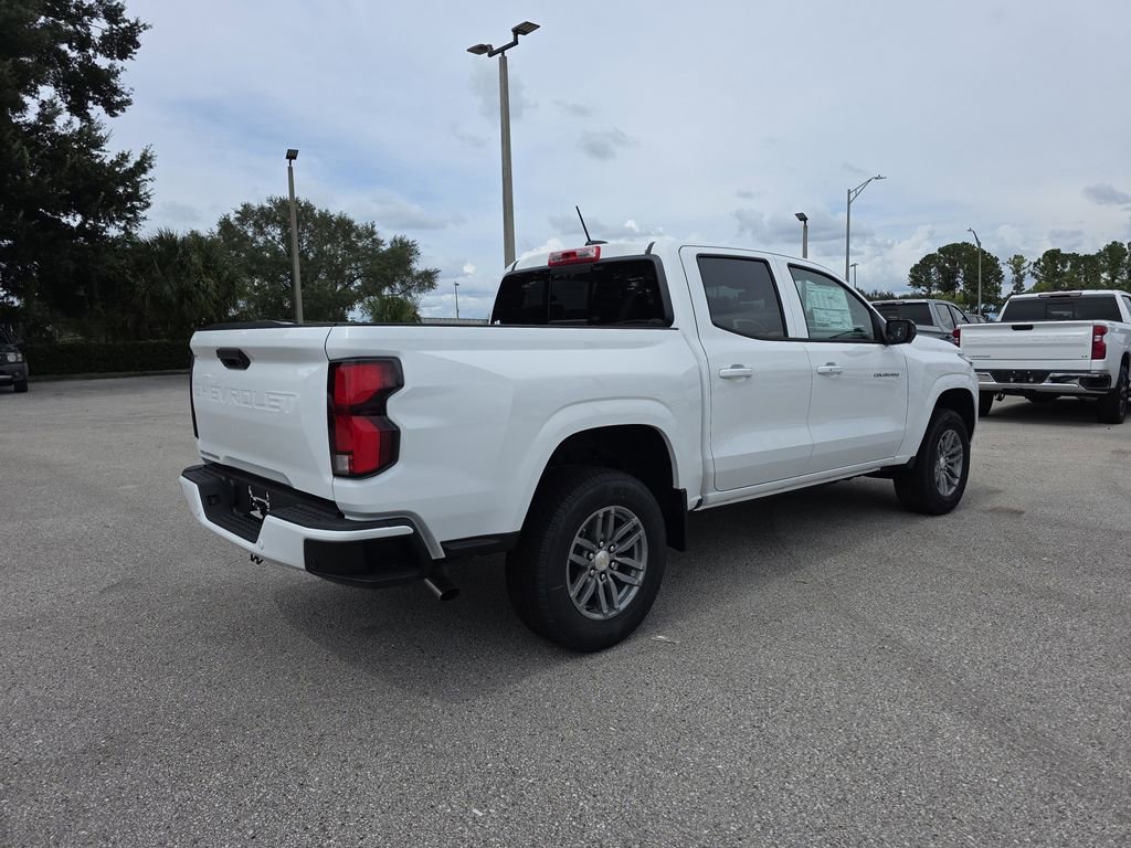 2026 Chevrolet Colorado LT photo 3