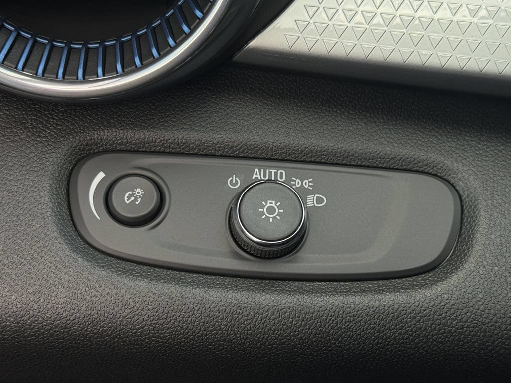 2026 Chevrolet Trax LT - Photo 24