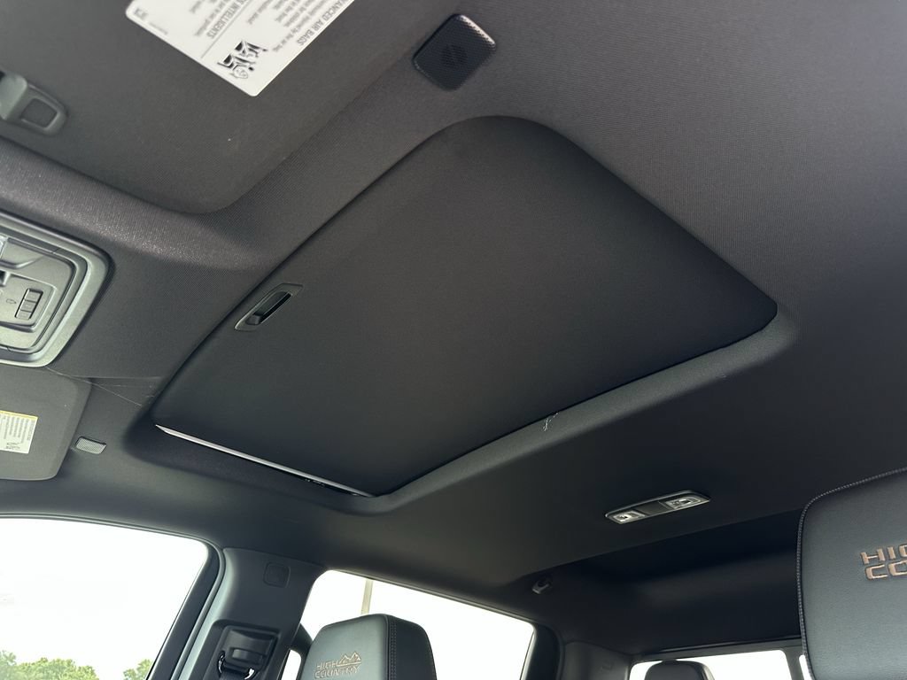 2026 Chevrolet Silverado 1500 High Country - Photo 23