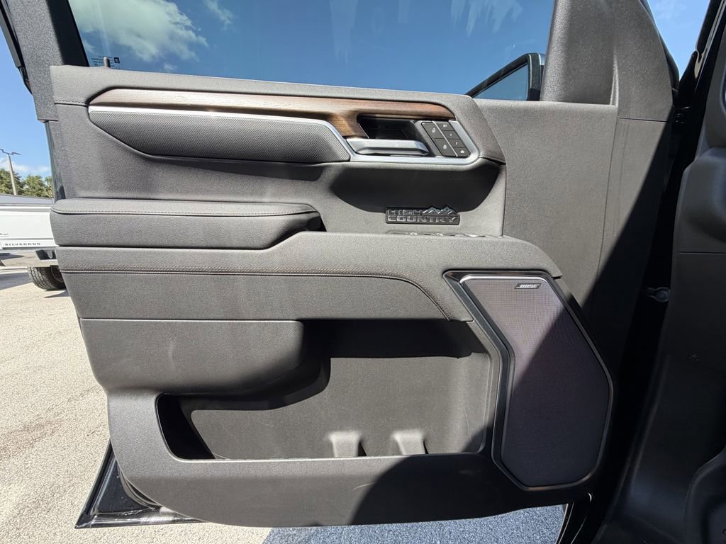 2026 Chevrolet Silverado 1500 High Country - Photo 22