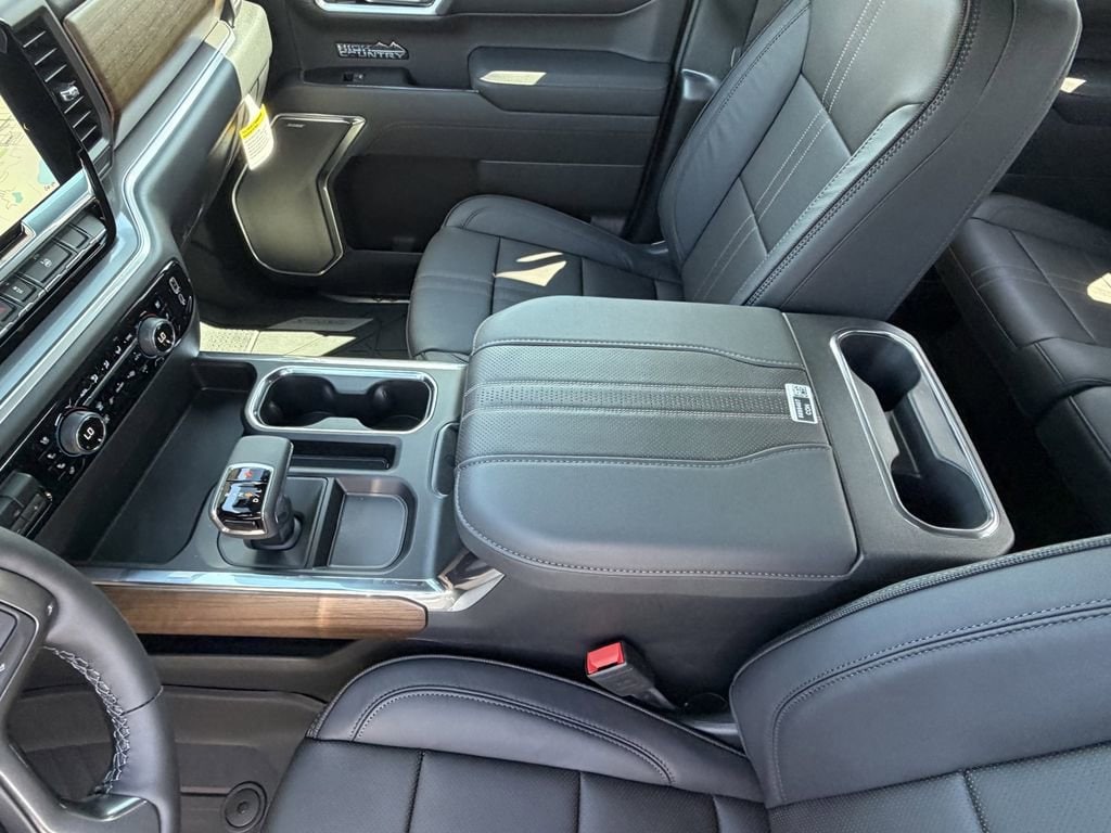 2026 Chevrolet Silverado 1500 High Country - Photo 19