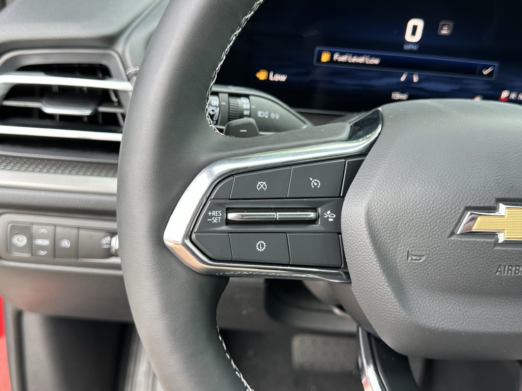 2027 Chevrolet Traverse LT - Photo 32