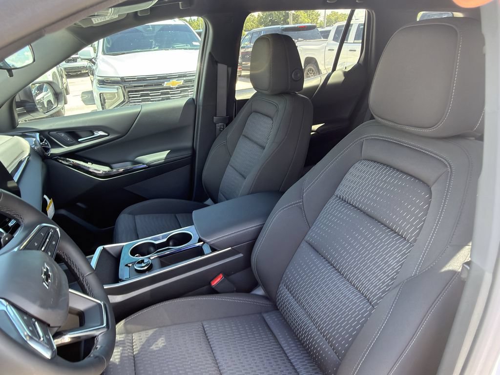 2027 Chevrolet Equinox LT - Photo 17