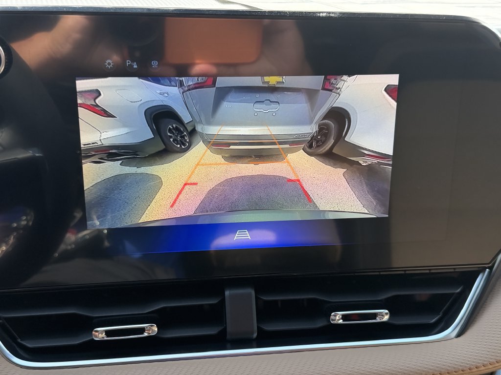 2027 Chevrolet Equinox ACTIV - Photo 27