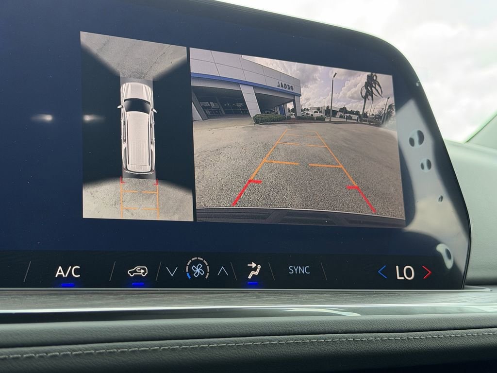 2026 Chevrolet Suburban LS - Photo 21