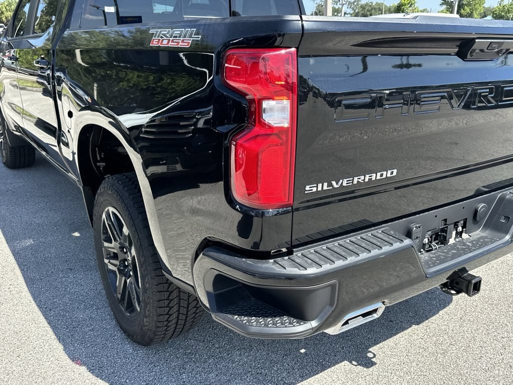 2026 Chevrolet Silverado 1500 LT Trail Boss - Photo 7
