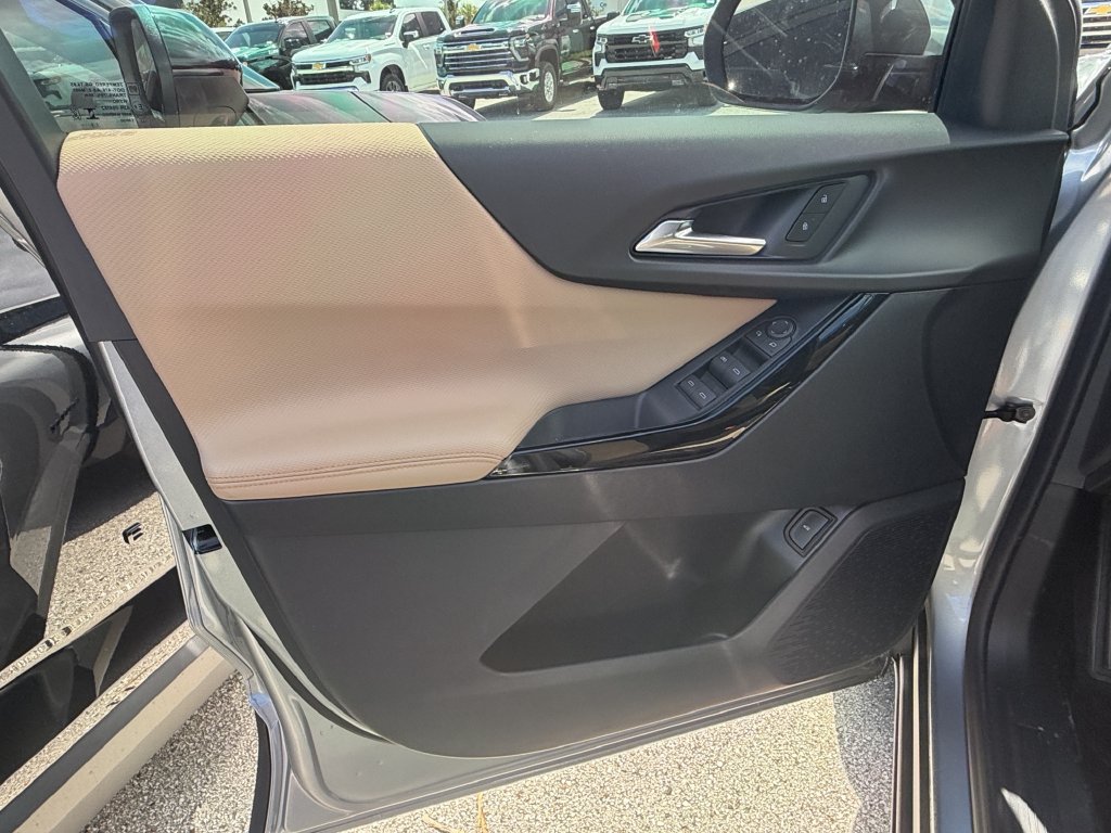 2027 Chevrolet Equinox ACTIV - Photo 23