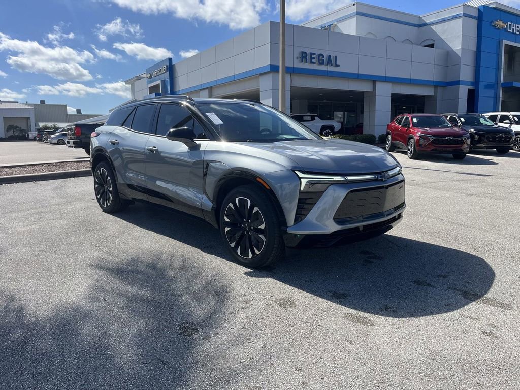 2025 Chevrolet Blazer EV RS photo 2