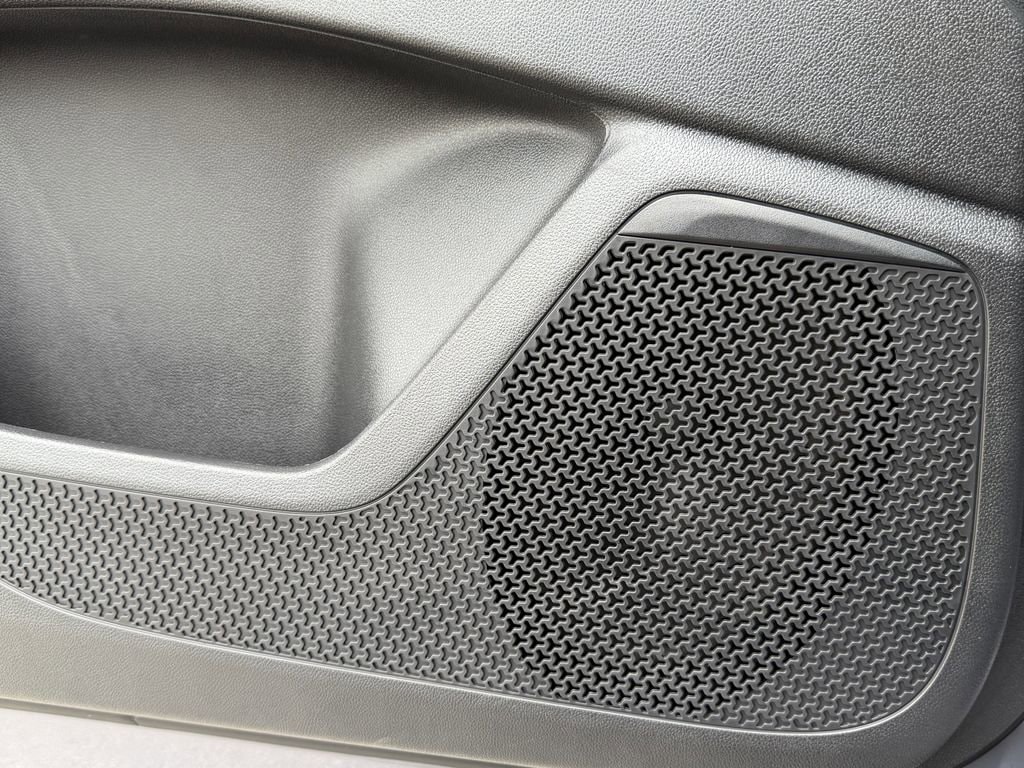 2026 Chevrolet Blazer EV LT - Photo 18