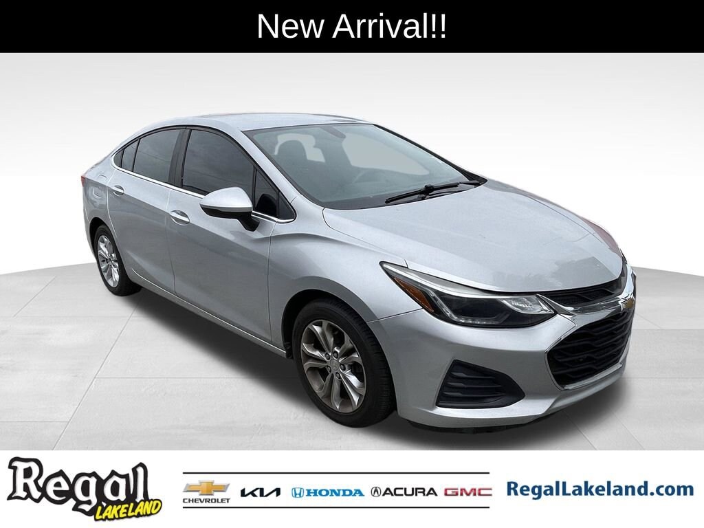 Used 2019 Chevrolet Cruze LT Car