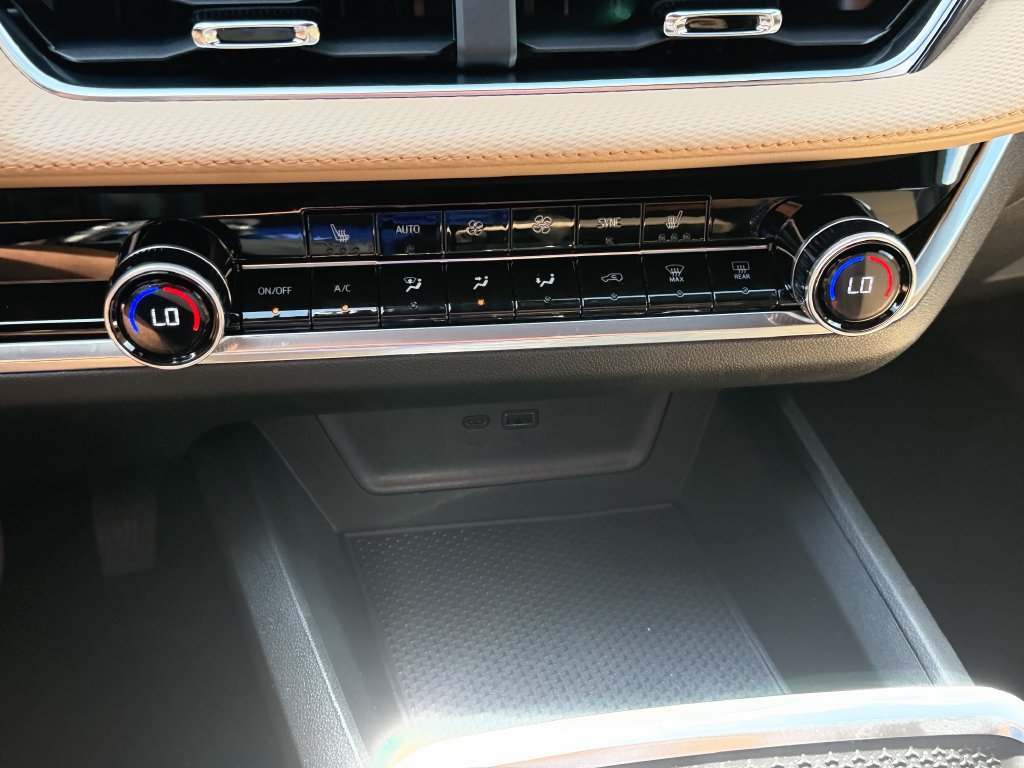 2027 Chevrolet Equinox ACTIV - Photo 28
